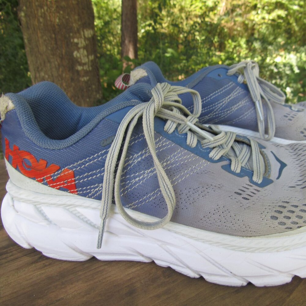 HOKA ONE ONE Women's Clifton 6 Running Shoes (SIZE 7)